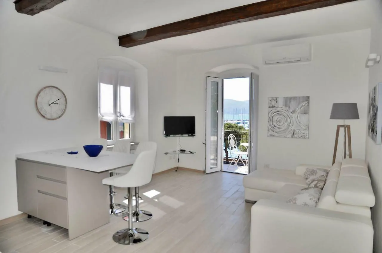 The Best View Of The Sea Lerici Apartment